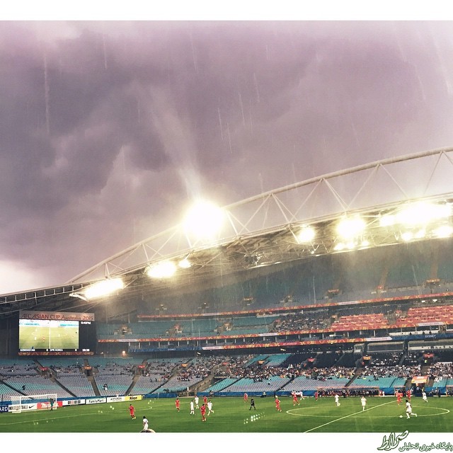 عکس/ باران شدید در بازی سوم جام ملتها