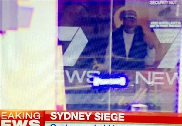 گروگان‌گیری در سیدنی با پرچم داعش +تصاویر