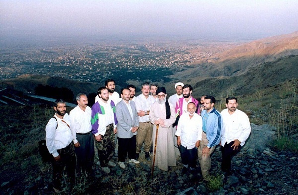 مقام معظم رهبری در ارتفاعات تهران! + عکس