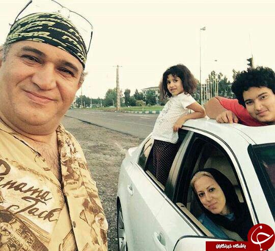 عکس/ نادر سلیمانی در کنار خانواده