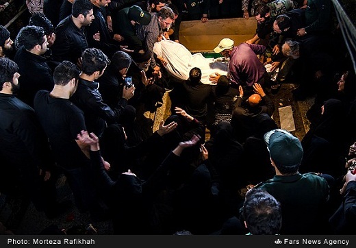 تصاویر/ تشییع پیکر شهید مدافع حرم جواد دوربین در بندرانزلی