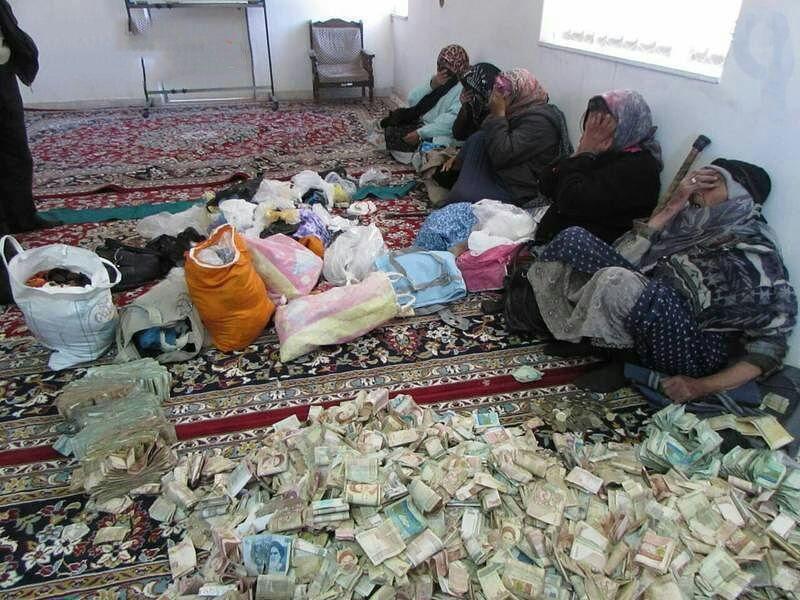 عکس/اموال و دارایی چند متکدی تهرانی در خانه‌شان