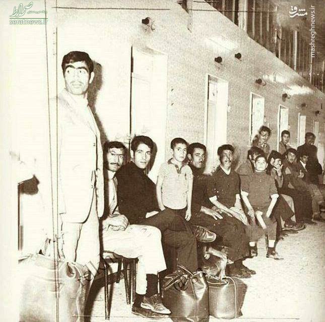 عکس/ صف حمام نمره در تهران دهه ۵۰
