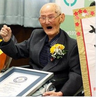 پیرترین مرد جهان +عکس