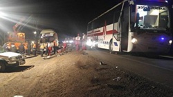 واژگونی اتوبوس در محور طبس- اصفهان
