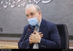 وزیر بهداشت: از سربازانم در جبهه سلامت شرمسارم!