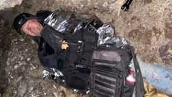 نجات معجزه‌آسای مرد کوهنورد پس از ۱۲ ساعت ماندن زیر سنگی بزرگ + عکس