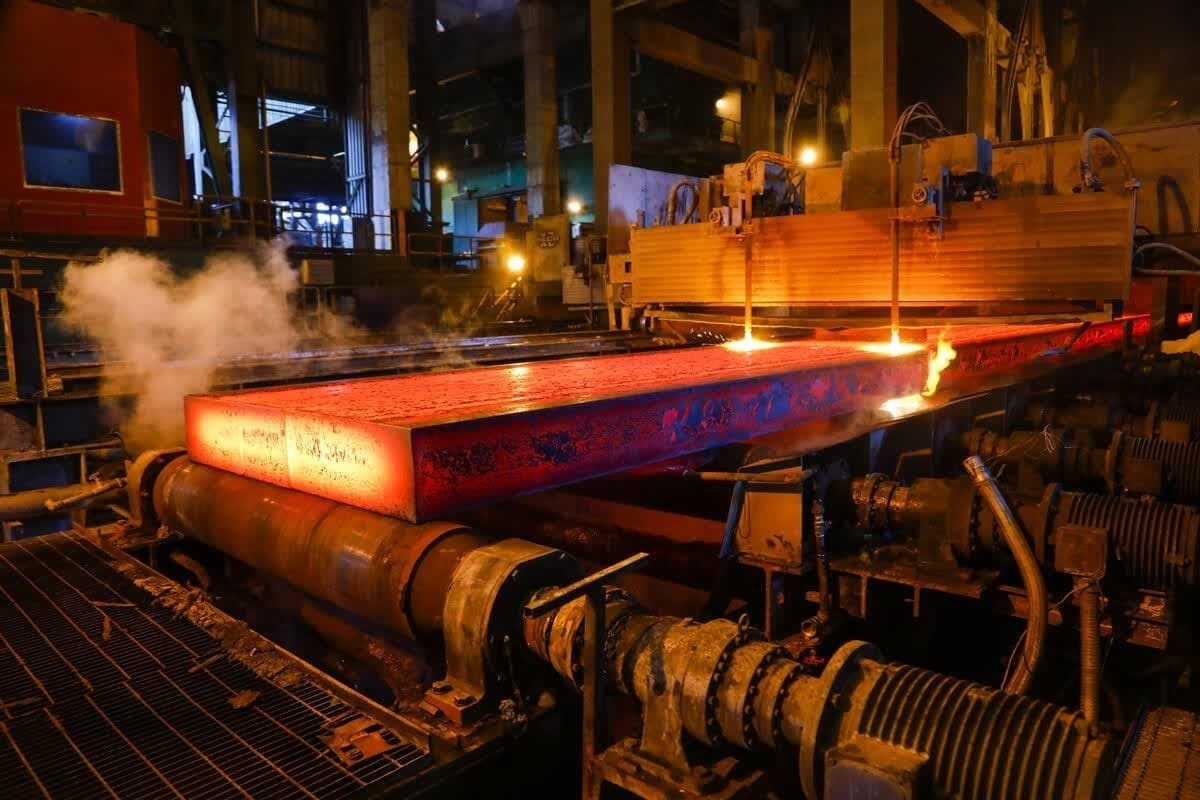 افزایش ۵.۵ درصدی تولید فولاد ایران در سال ۱۴۰۲