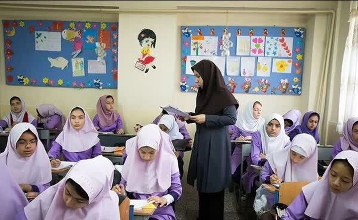 صحرایی: ۹۰ هزار معلم جدید، اول مهر به مدارس می‌روند