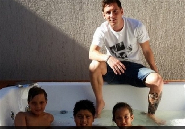 عکس/ تبریک سال نو به سبک مسی