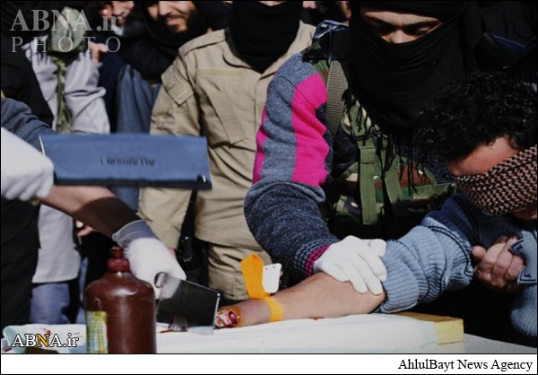 مجازات داعشی سارق +عکس(۱۸+)