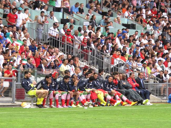 عکس/ پرستارهترين نيمکت تاريخ ملي عکس/ پرستارهترين نيمکت تاريخ ملي