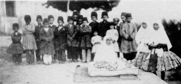 عکس/ غلام‌بچه‌های زن ناصرالدین‌شاه