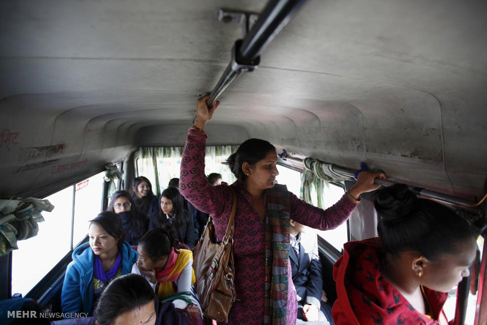 عکس/ مینی بوس های زنانه در نپال