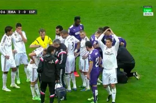 عکس/ دعوت رونالدواز رئاليها براي اعتراض به داور عکس/ دعوت رونالدواز رئاليها براي اعتراض به داور