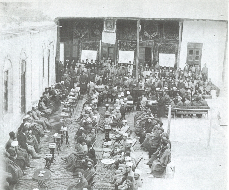 عکس/ جشن میلاد پیامبر(ص) دوره قاجار عکس/ جشن میلاد پیامبر(ص) دوره قاجار