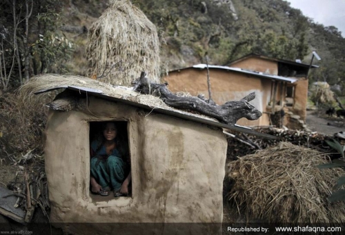 طرد زن در عادت ماهیانه +عکس