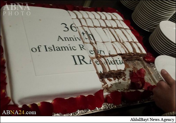 عکس/ کیک 33سالگی انقلاب درصربستان عکس/ کیک 33سالگی انقلاب درصربستان