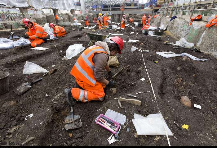 عکس/ کشف گور قدیمی در لندن