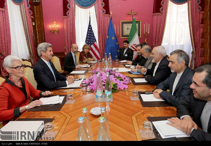 عکس/چهارمین روزمذاکرات هستهای درلوزان عکس/چهارمین روزمذاکرات هستهای درلوزان