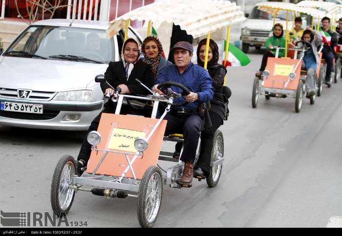 عکس/ رونمایی از دوچرخه خانواده عکس/ رونمایی از دوچرخه خانواده