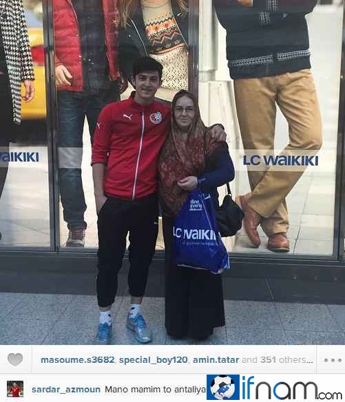 عکس/ سردار آزمون و مادرش در ترکیه
