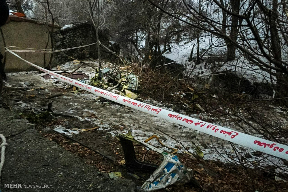 عکس/ سقوط بالگرد در ارتفاعات تهران عکس/ سقوط بالگرد در ارتفاعات تهران