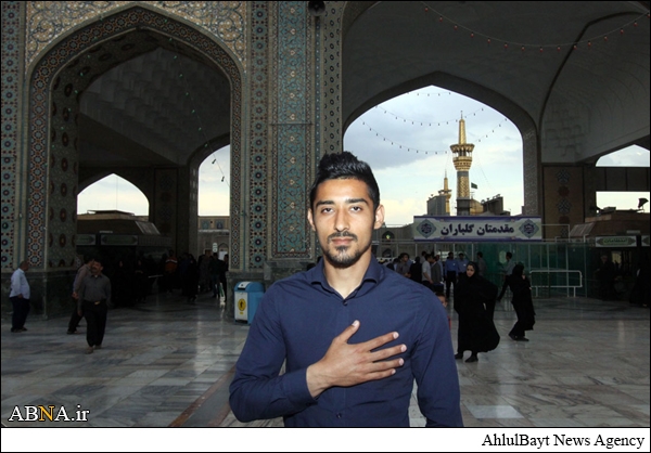 عکس/نایب‌الزیاره تیم ملی درحرم امام رضا(ع)