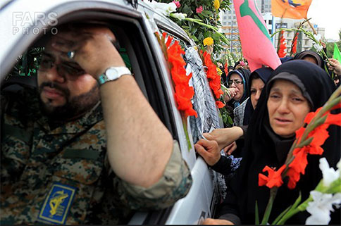 تصاویر/شییع پیکر دو شهید گمنام در تهران