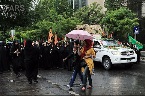 تصاویر/شییع پیکر دو شهید گمنام در تهران