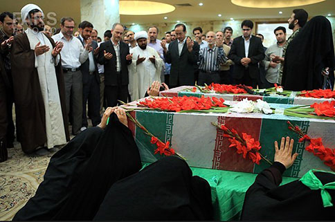 تصاویر/شییع پیکر دو شهید گمنام در تهران