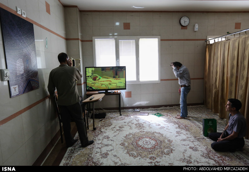 عکس/پخش زنده وضعیت آیت‌الله‌مهدوی‌کنی