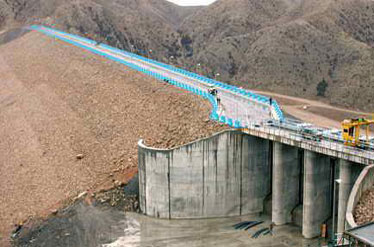 بیلهایمکانیکیگورهایسالم راتخریب کردند بیلهایمکانیکیگورهایسالم راتخریب کردند
