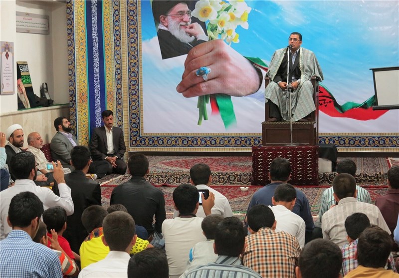 رابطه مثال زدنی امام خامنه‌ای و پدرشان