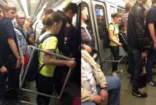 عکس/ محافظ عجیب دختر مترو سوار