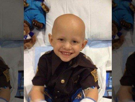 کم‌سن‌ترین پلیس جهان+ عکس