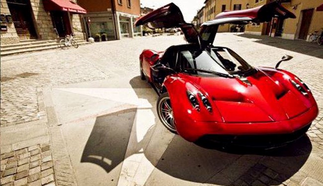 عکس/ خودرو موسس فیسبوک عکس/ خودرو موسس فیسبوک