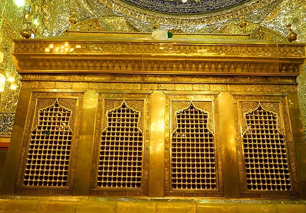 مزارسفیر امام حسین(ع) در کوفه+تصاویر مزارسفیر امام حسین(ع) در کوفه+تصاویر
