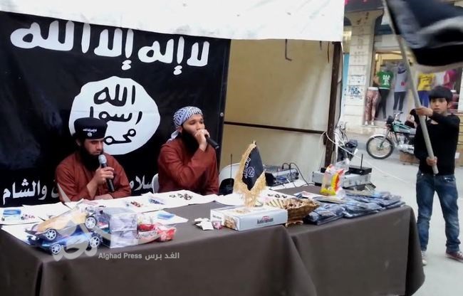 سرباز گرفتن به سبک داعش+عکس