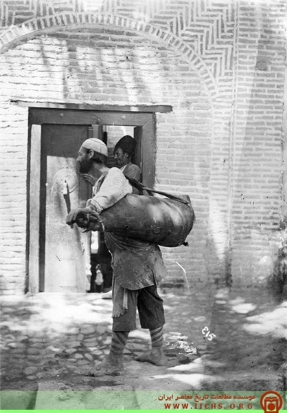 عکس/ سقای دورگرد تهرانی