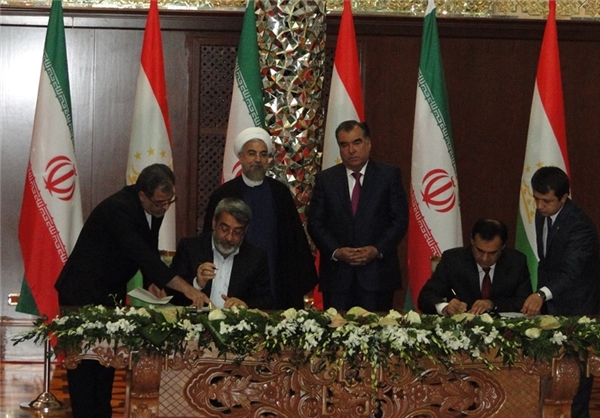 امضای ۱۰ سند همکاری در دیدار رؤسای جمهوری ایران و تاجیکستان+تصاویر