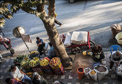 تصاویر/ دست فروشان شهر مرزی مریوان