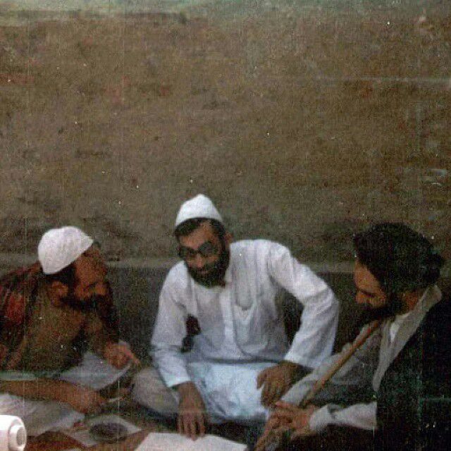 عکس/ رهبر انقلاب در دوران تبعید