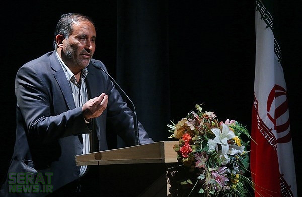میرشکاک: محمود زبان کوچه و بازار را تبدیل به ژانر کرد میرشکاک: محمود زبان کوچه و بازار را تبدیل به ژانر کرد
