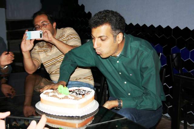 عکس/ کيک ۴۰ سالگی فردوسیپور عکس/ کيک ۴۰ سالگی فردوسیپور