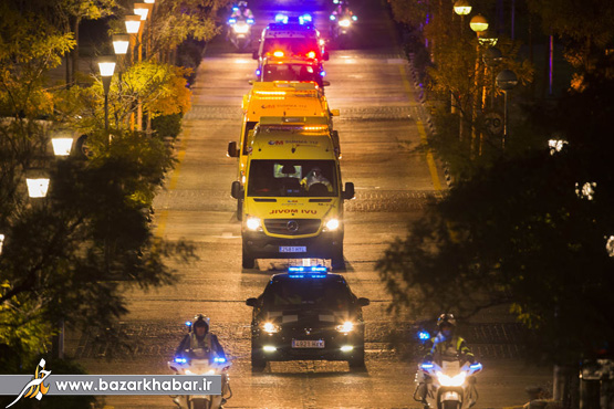 عکس/ اسکورت یک بیمار مبتلا به ابولا