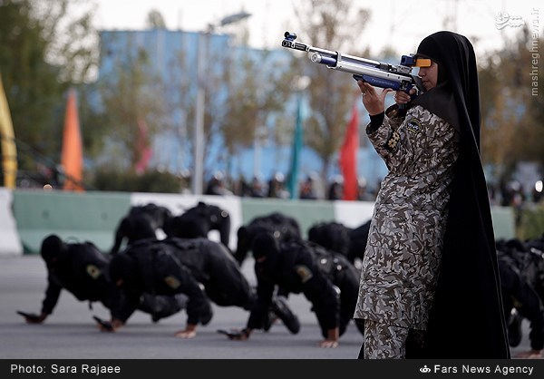 عکس/ یونی‌فُرم جالب افسران زن ناجا