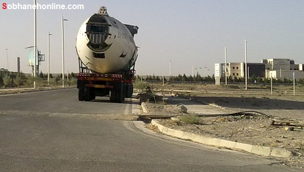 عکس/ انتقال هواپیما با تریلی در تهران عکس/ انتقال هواپیما با تریلی در تهران