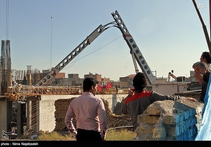 تصاویر/سقوط مرگبارتاورکرین‌درجاده‌شاندیز