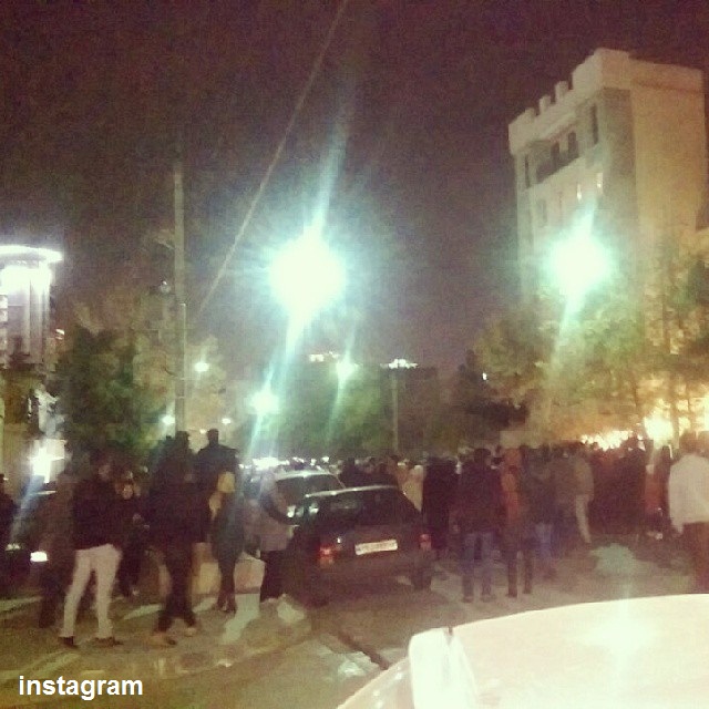 تجمع هواداران پاشایی بازداشتی داشت؟ +عکس